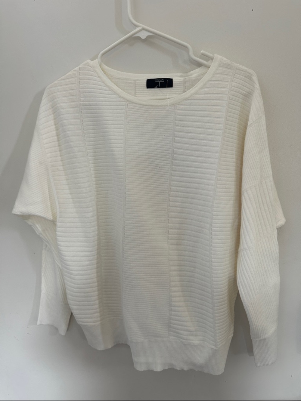 Tahari Cream Ribbed Knit Women’s Sweater L